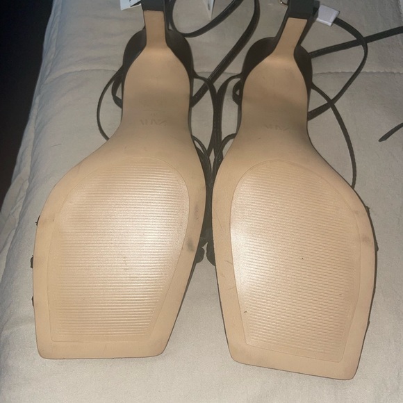 NWT Zara Black Kitten Heel Sz 41 or 10 5652/401 - Picture 3 of 4
